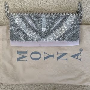 Moyna Clutch
